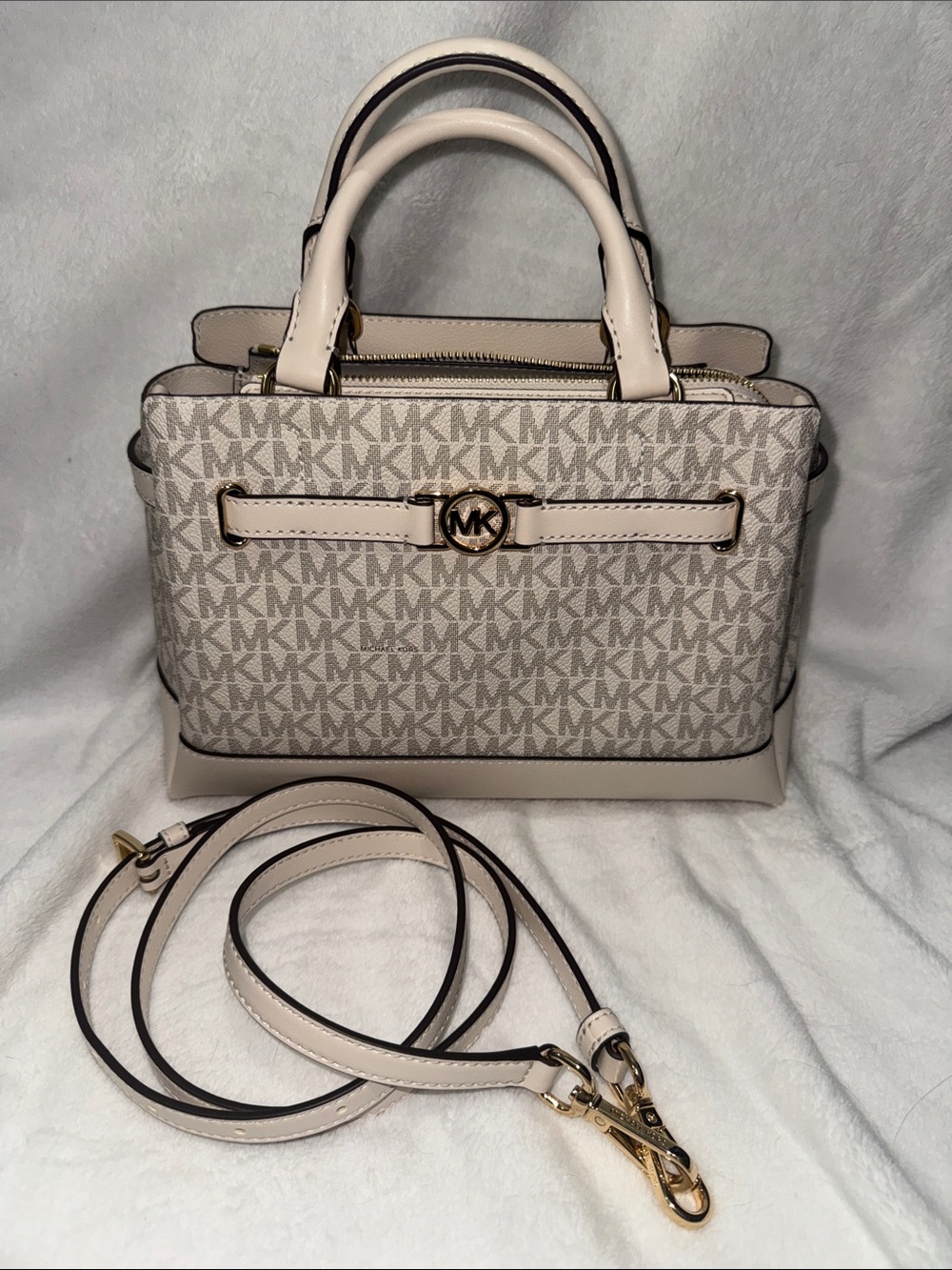Michael Kors Reed Small Belted Signature Satchel - NWOT